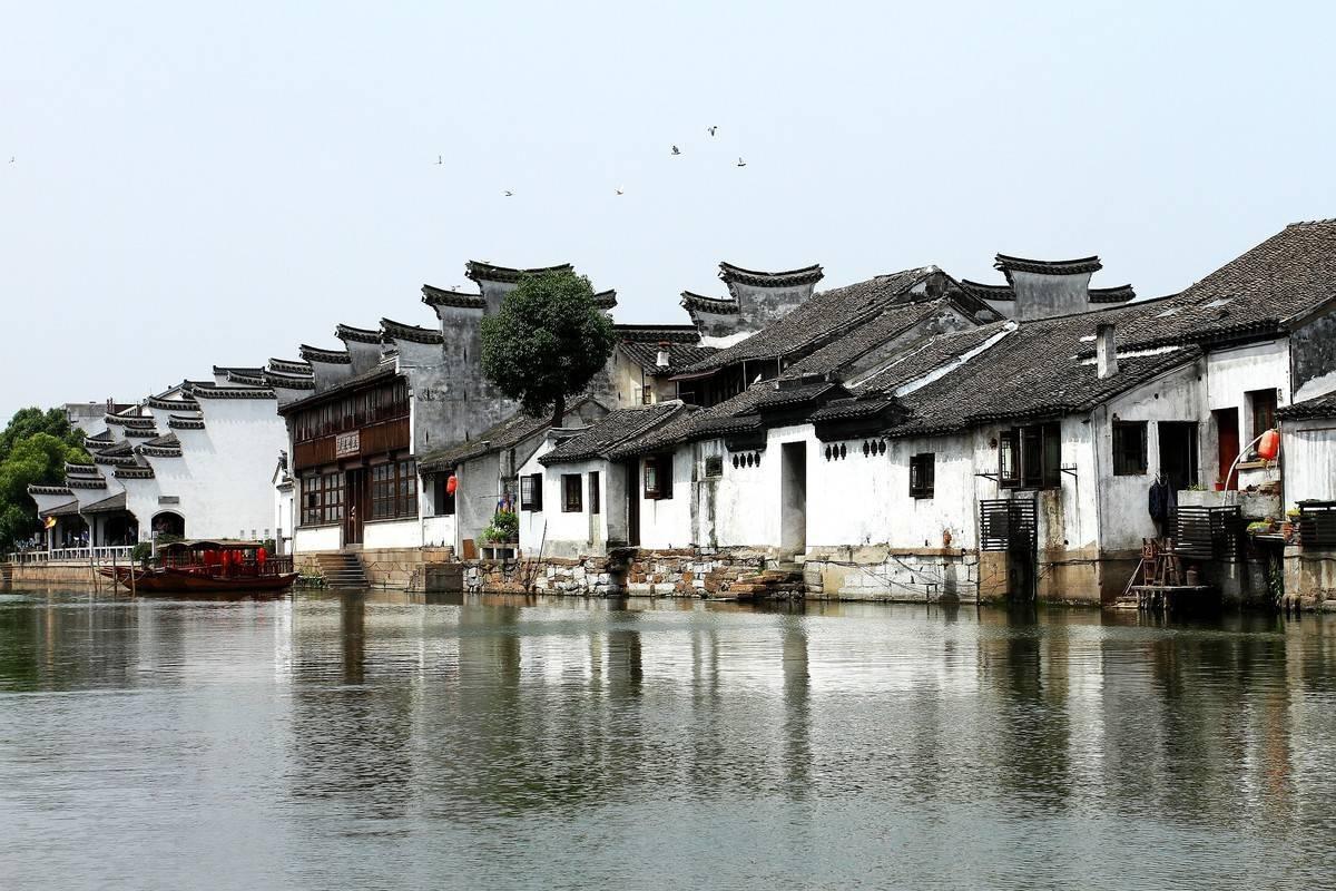 浮生若梦随缘渡是什么意思？